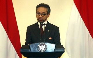 Indonesia "nhắc nhở" Trung Quốc về vụ đặt giàn khoan trái phép
