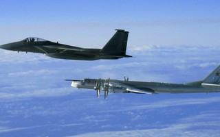 Mỹ lo ngại máy bay ném bom Nga áp sát không phận