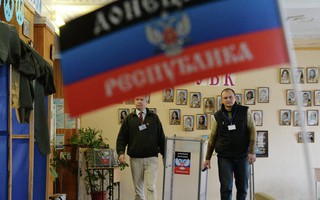 Cộng đồng quốc tế chỉ trích bầu cử ở miền Đông Ukraine