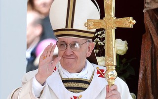 Giáo hoàng Francis, Snowden được đề cử Nobel Hòa bình
