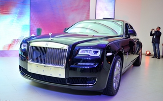 Rolls-Royce Ghost gần 20 tỉ đổ bộ về Việt Nam