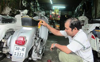 “Phù thủy” độ Vespa cổ