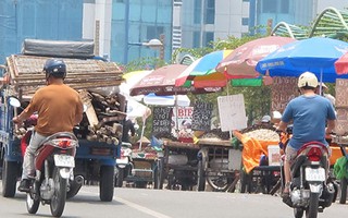 Xe thô sơ, tự chế: Cấm vẫn cứ chạy!