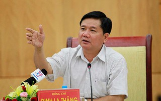 Tháo ngòi cho cảng biển