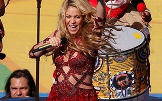 Ca khúc Loca của Shakira vi phạm luật bản quyền