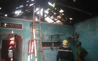 Cháy nhà nghi do chập điện, nhiều tài sản bị thiêu rụi