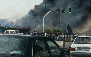 Rơi máy bay Iran, ít nhất 38 người thiệt mạng