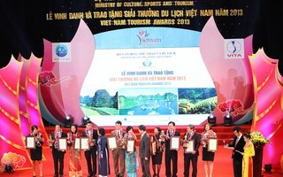 TST tourist nhận giải thưởng Du lịch Việt Nam 2013
