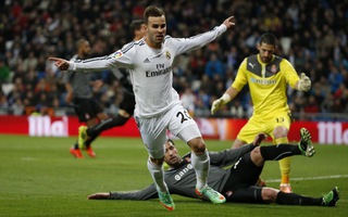 Ronaldo gây thất vọng, “Kền kền trắng” vẫn vào bán kết