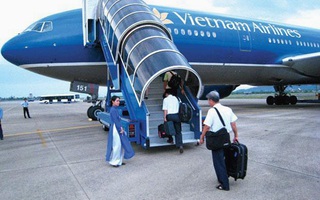 Vietnam Airlines bác thông tin 200 người chờ... 1 khách VIP