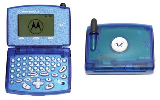 Những mẫu điện thoại "kỳ lạ" của Motorola