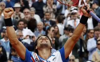 Thua sốc Ferrer, “vua” Nadal bị loại ở tứ kết