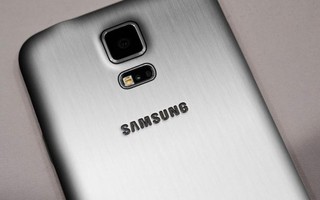 Vì iPhone 6, Samsung sẽ tung smartphone vỏ "sắt" vào tháng 8?