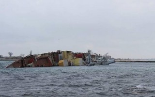 Nga tự đánh chìm 3 tàu để chặn lực lượng Ukraine