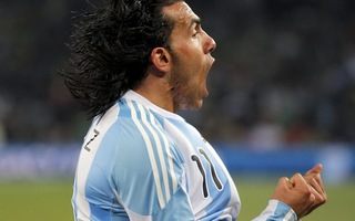 Tevez bị loại khỏi tuyển Argentina dự World Cup 2014