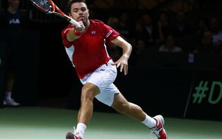 Wawrinka bại trận ở Davis Cup, Thụy Sĩ chật vật cầm hòa Kazakhstan