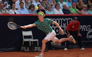 Zverev tiếp tục gây sốc ở ATP Hamburg 2014