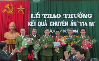 Kẻ buôn ma túy tông thẳng xe vào Phó trưởng CA TP Vinh