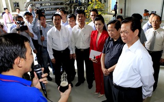 Thủ tướng Nguyễn Tấn Dũng thăm Khu xử lý rác Đa Phước