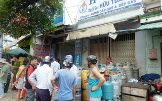 Cháy nhà bán gas, dân cư một phen nháo nhào