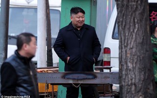 Người giống Kim Jong-un gây sốt ở Trung Quốc