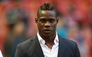 Balotelli xin lỗi vì lỡ lời phân biệt chủng tộc