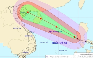 Bão Thần Sấm giật cấp 17 trên Biển Đông