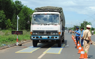 5 người trực đêm, lại để mất máy tính trạm cân