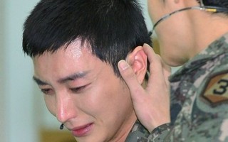 Bố của Leeteuk giết cha, mẹ trước khi tự sát?