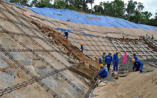 Nguyên bộ trưởng tham gia doanh nghiệp làm hầm Đèo Cả