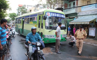 Va chạm với xe buýt, một người tử vong