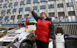 Đông Ukraine phớt lờ tối hậu thư