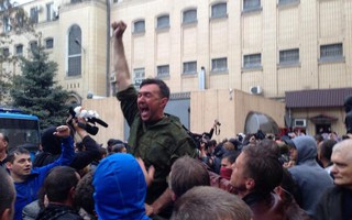 Thủ tướng Ukraine nổi giận với cảnh sát