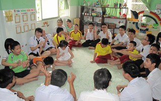 Đi để thấy mình còn may mắn