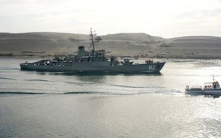 Chỉ huy hải quân Iran dọa đánh chìm tàu chiến Mỹ