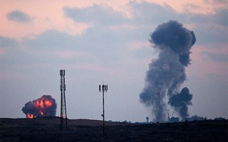 Israel không kích ồ ạt vào Dải Gaza