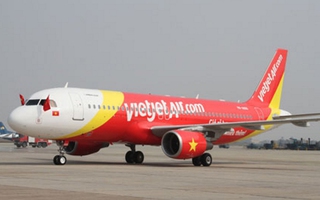 Máy bay hạ cánh nhầm đường băng ở sân bay Cam Ranh