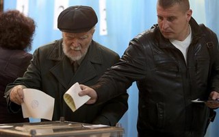 Crimea tiến hành trưng cầu ý dân