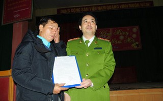Toà án mời ông Nguyễn Thanh Chấn làm việc về bồi thường 10 năm án oan