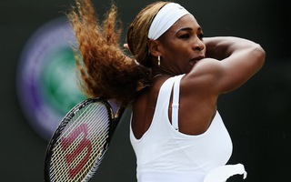 Serena mạnh mẽ trở lại WTA Stanford, Stosur thua tay vợt hạng 406 thế giới