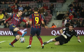 HLV Martino: Messi “tịt ngòi” không làm tôi lo lắng