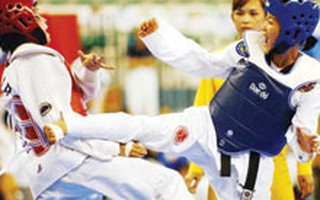 Taekwondo TP HCM lọt khỏi nhóm đầu