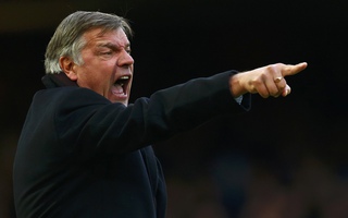 Big Sam có cản được “pháo thủ”?