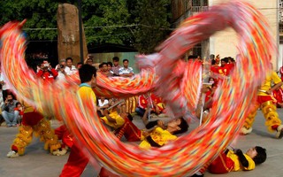 Châu Á tưng bừng đón Tết Giáp Ngọ