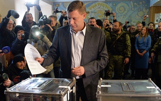 Tranh cãi về bầu cử ở Đông Ukraine