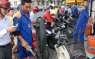 Bộ Tài chính không cho tăng giá xăng dầu