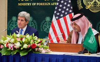 Ả Rập Saudi kêu gọi Mỹ tấn công IS trên bộ