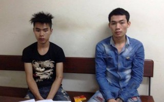 Hà Nội: 2 thanh niên tông gãy chân cảnh sát 141