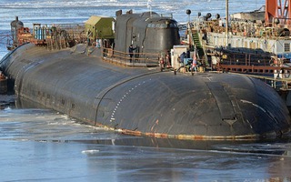 Tàu ngầm hạt nhân của Nga bốc cháy