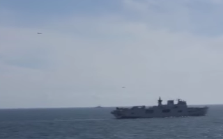 Chiến đấu cơ Nga "chào hỏi" tàu chiến Mỹ tập trận ở biển Baltic